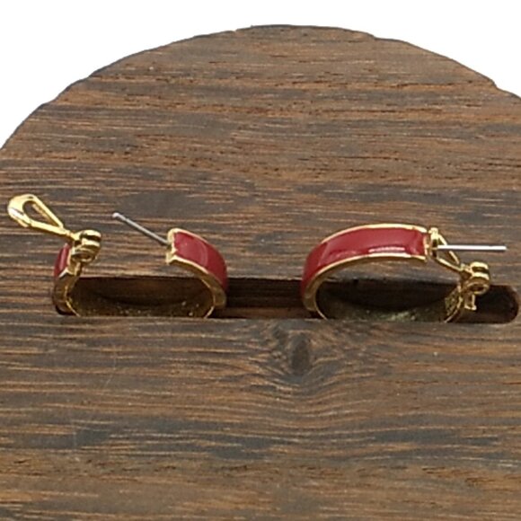 Vintage MONET Red Enamel Inlay Hoop Earrings Gold-Tone - Picture 2 of 16